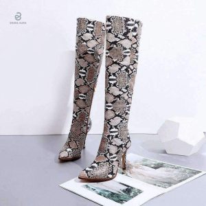 Bottes serpent avec motif python pour une touche tendance