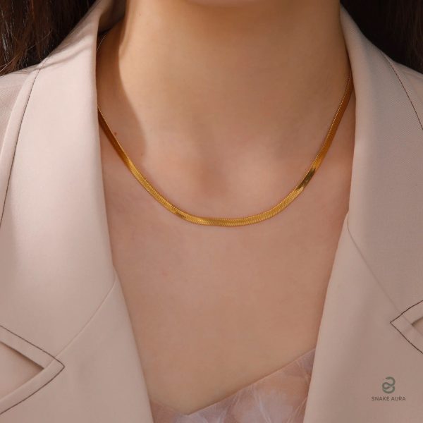 Collier serpent délicat en plaqué or