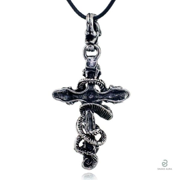 Bijou serpent affichant un design de croix et crâne