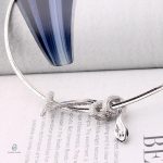 Collier serpent en argent brillant au design minimaliste