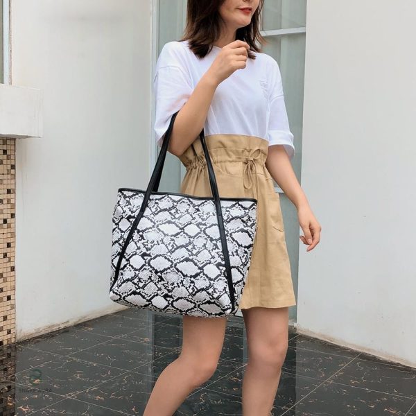 Design unique de sac cabas serpent