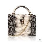 Sac élégant imitation serpent pour un style raffiné