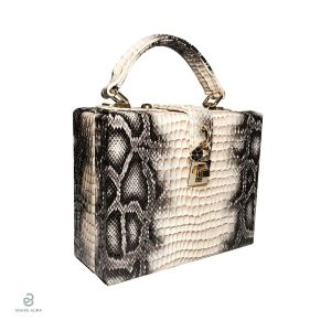 Sac à main serpent avec texture sophistiquée et moderne