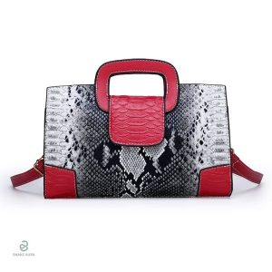 Sac Serpent Rectangulaire Rouge en simili cuir stylé